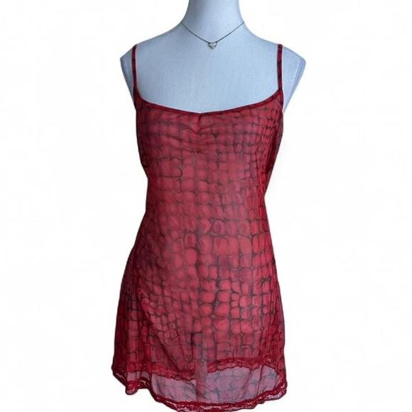 Victoria's Secret red mesh cami top with lace trim and adjustable straps. Size L - Picture 1 of 4